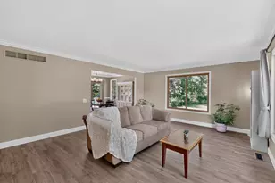 5633 Saint Mary Dr NW, Rochester, MN 55901 - Photo 19