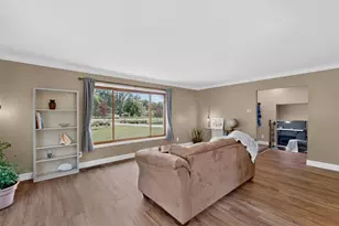 5633 Saint Mary Dr NW, Rochester, MN 55901 - Photo 17