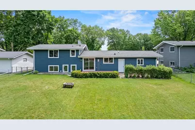600 Lawrence Street, Marshall, MN 56258 - Photo 3