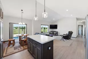 8594 Dolphin Rd, Princeton, MN 55371 - Photo 9