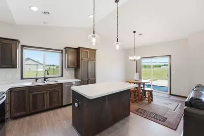 8594 Dolphin Road, Princeton, MN 55371 - Photo 7