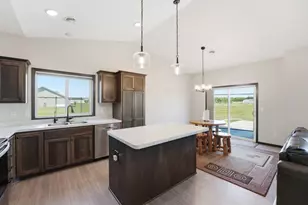 8594 Dolphin Rd, Princeton, MN 55371 - Photo 7