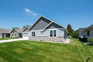 216 Dancing Waters Cir, Mankato, MN 56001 - Photo 1