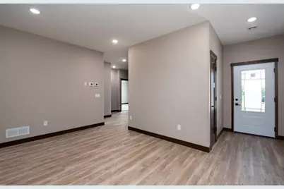 216 Dancing Waters Circle, Mankato, MN 56001 - Photo 3