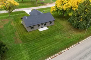 313 1st St NE, Rothsay, MN 56579 - Photo 9