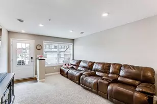 4784 Equine Trl, Woodbury, MN 55129 - Photo 3
