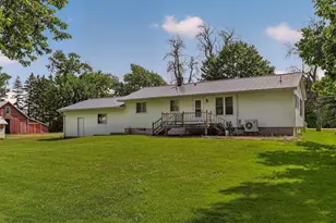 70525 State Hwy 56, Hayfield, MN 55940 - Photo 5