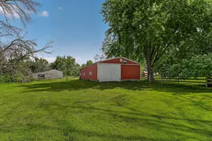 70525 State Hwy 56, Hayfield, MN 55940 - Photo 17
