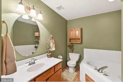 893 Marnie Circle S, Maplewood, MN 55119 - Photo 19