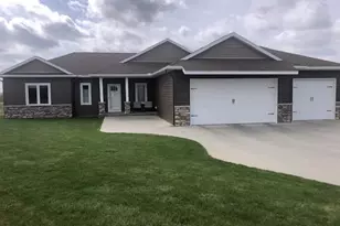 15302 Hillside Ln SE, Chatfield, MN 55923 - Photo 1