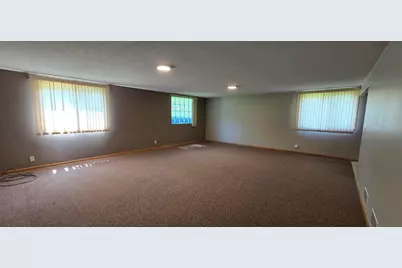 1933 Wilby Road, Albert Lea, MN 56007 - Photo 23