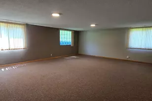 1933 Wilby Rd, Albert Lea, MN 56007 - Photo 23