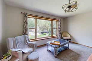 2217 Regent Ln SW, Rochester, MN 55902 - Photo 5