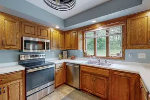 2217 Regent Ln SW, Rochester, MN 55902 - Photo 3