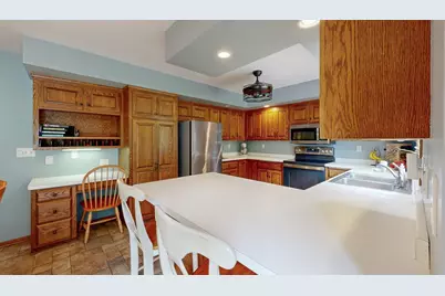 2217 Regent Lane SW, Rochester, MN 55902 - Photo 9