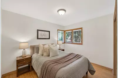 1056 Glenhill Road, Shoreview, MN 55126 - Photo 17