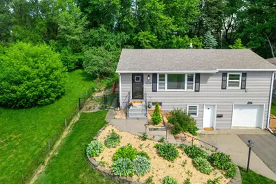 2736 McNair Drive N, Robbinsdale, MN 55422 - Photo 5