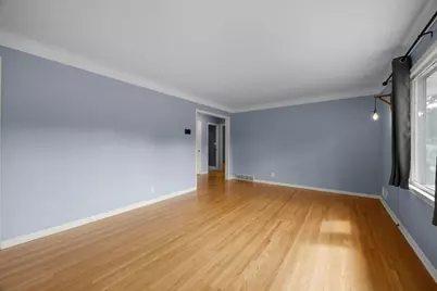 2736 McNair Drive N, Robbinsdale, MN 55422 - Photo 7