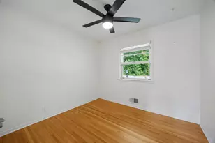 2736 McNair Dr N, Robbinsdale, MN 55422 - Photo 13