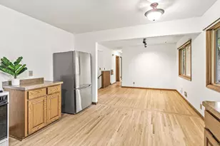 1760 Garland Ln N, Plymouth, MN 55447 - Photo 9