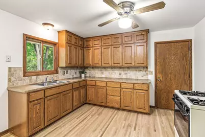 1760 Garland Lane N, Plymouth, MN 55447 - Photo 15