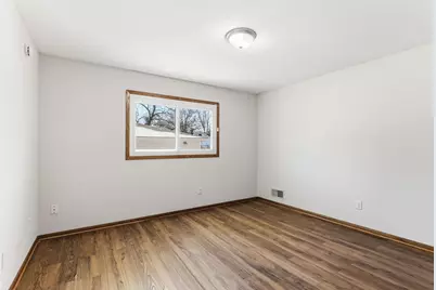 936 Jefferson Avenue, Saint Paul, MN 55102 - Photo 13
