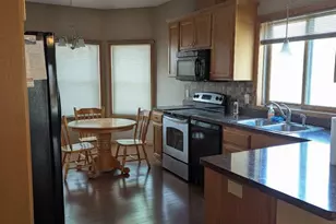 461 Roundhouse St, Shakopee, MN 55379 - Photo 5