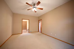 461 Roundhouse St, Shakopee, MN 55379 - Photo 17