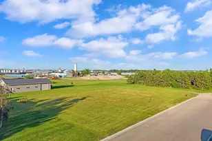 707 4th St SE, Perham, MN 56573 - Photo 1