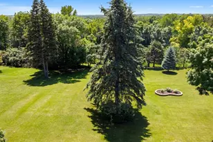 610 Woodland Dr, Fergus Falls, MN 56537 - Photo 25