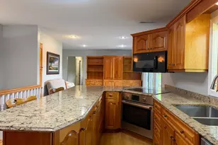 610 Woodland Dr, Fergus Falls, MN 56537 - Photo 15