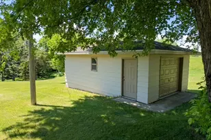 610 Woodland Dr, Fergus Falls, MN 56537 - Photo 61