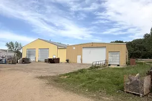 1915 1st Ave, Windom, MN 56101 - Photo 1