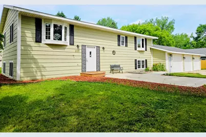 206 Pine Street SW, New London, MN 56273 - Photo 1