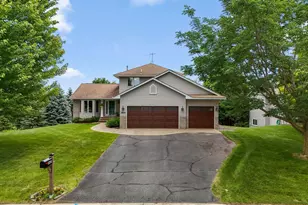 8649 Alisa Ln, Chanhassen, MN 55317 - Photo 35
