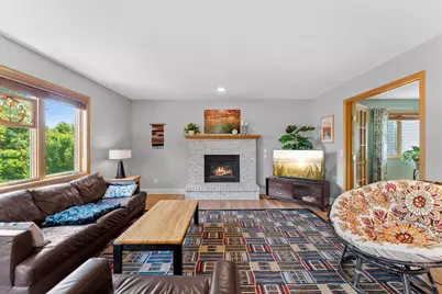 8649 Alisa Lane, Chanhassen, MN 55317 - Photo 13