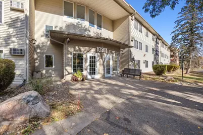 10311 Cedar Lake Road #103, Minnetonka, MN 55305 - Photo 19