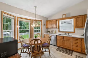1305 Keller Ln, Burnsville, MN 55306 - Photo 7