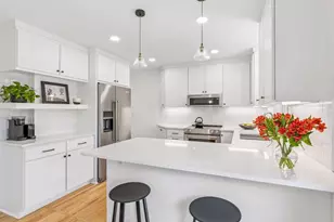 4201 Ewing Ave S, Minneapolis, MN 55410 - Photo 11