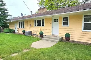 505 E 3rd St, Morris, MN 56267 - Photo 39