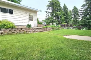 505 E 3rd St, Morris, MN 56267 - Photo 45