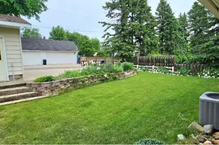 505 E 3rd St, Morris, MN 56267 - Photo 37