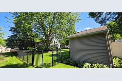 1609 Garfield Avenue, Albert Lea, MN 56007 - Photo 17