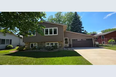 1609 Garfield Avenue, Albert Lea, MN 56007 - Photo 1