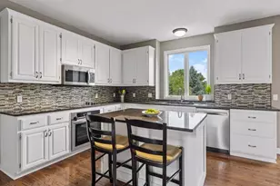 17225 Wilderness Trail SE, Prior Lake, MN 55372 - Photo 7