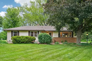 1866 Sterling Ave N, Maplewood, MN 55109 - Photo 1