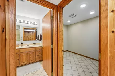 1866 Sterling Avenue N, Maplewood, MN 55109 - Photo 35