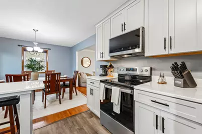 1866 Sterling Avenue N, Maplewood, MN 55109 - Photo 13