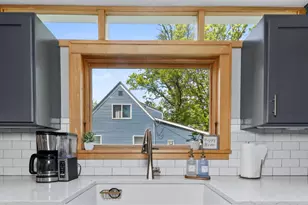 323 NW 11th St, Grand Rapids, MN 55744 - Photo 15