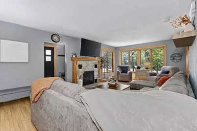 323 NW 11th Street, Grand Rapids, MN 55744 - Photo 5